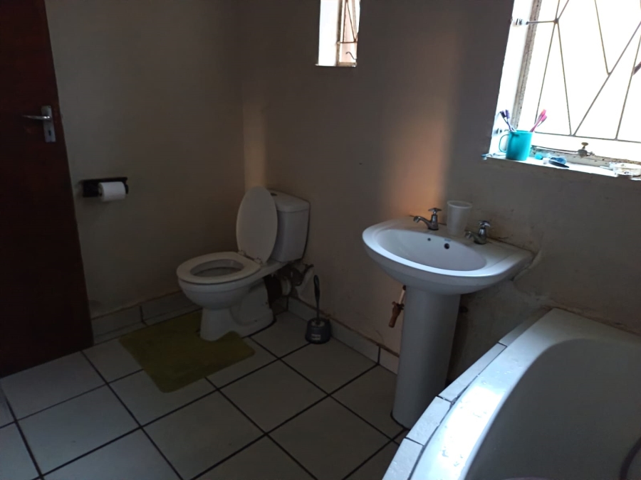 3 Bedroom Property for Sale in Van Riebeeck Hoogte Eastern Cape